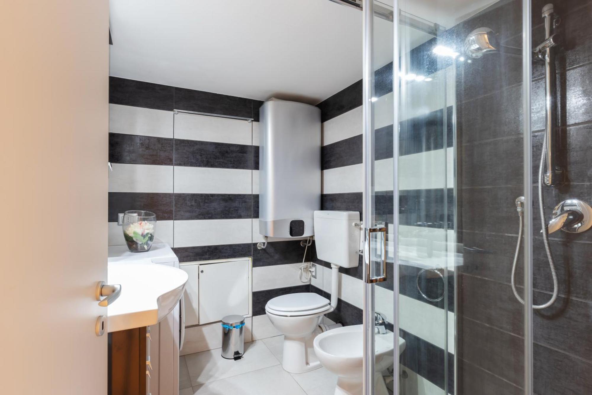 2 Suite Con 2 Bagni Privati - De Angeli Suites Милан Экстерьер фото